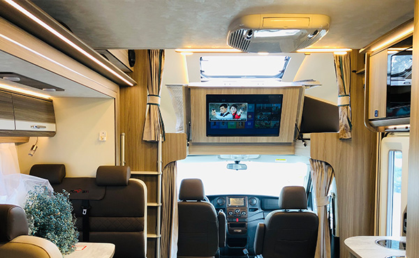 191025-依维柯瑞弗旅居车插图600X370-012.jpg